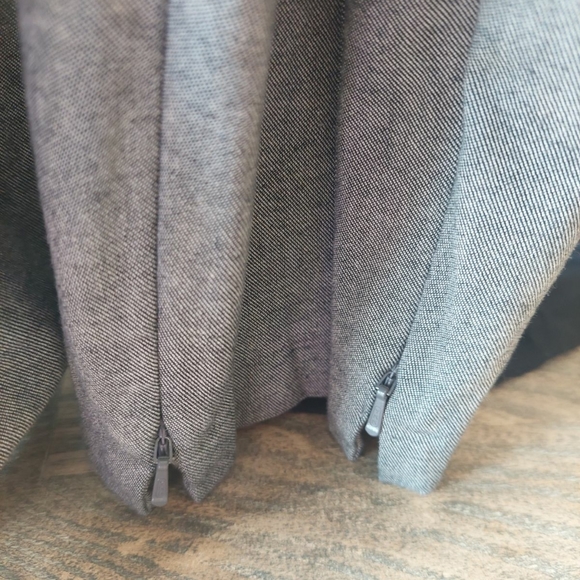 Banana Republic Ladies Dress Pants - Picture 3 of 4